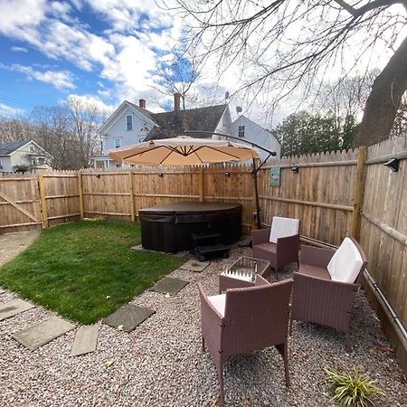 New!! Lovely Unit W/ Private Hot Tub And Patio! Laconia Exteriér fotografie